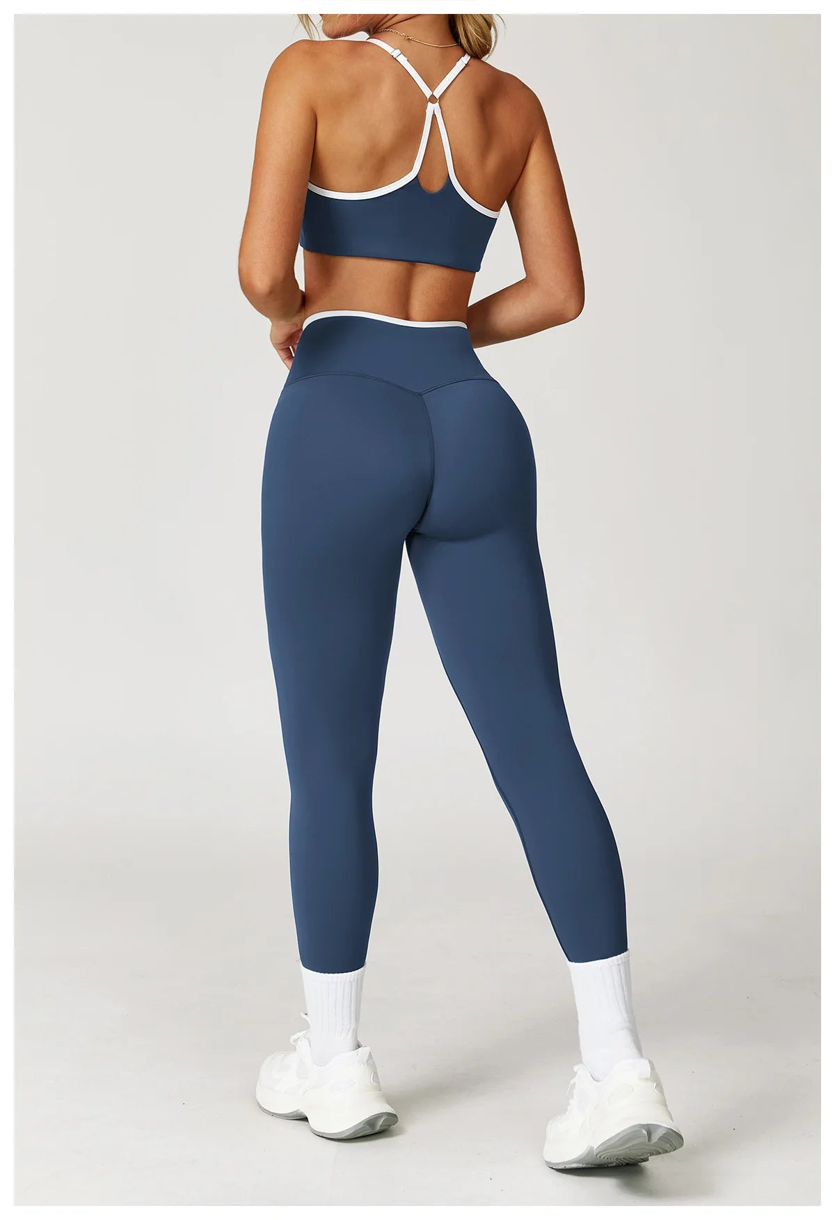 Conjunto Fitness Feminino 2 Peças Flare | Top e Calça Cintura Alta
