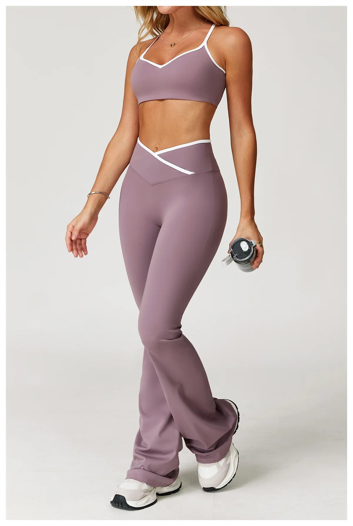 Conjunto Fitness Feminino 2 Peças Flare | Top e Calça Cintura Alta