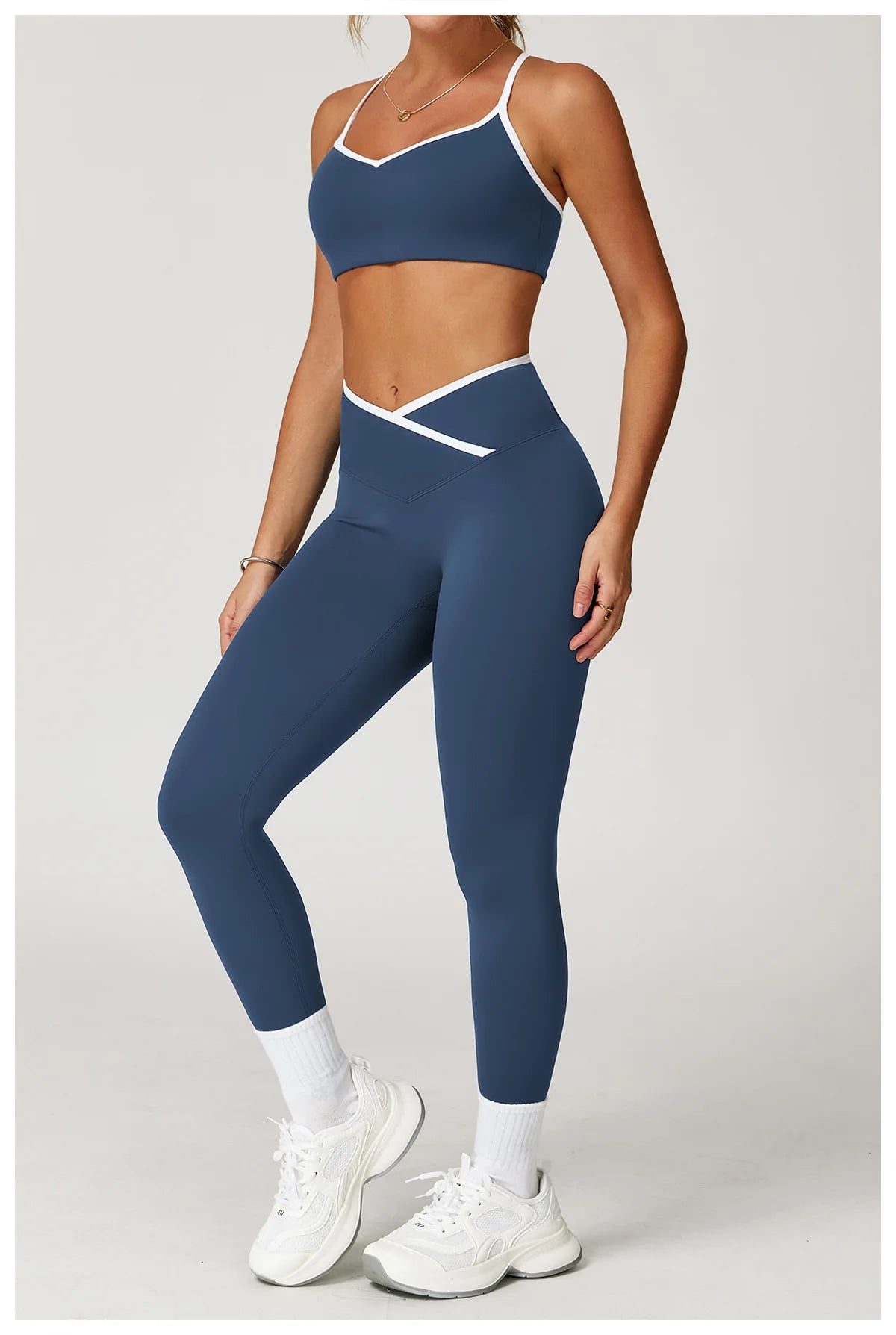 Conjunto Fitness Feminino 2 Peças Flare | Top e Calça Cintura Alta