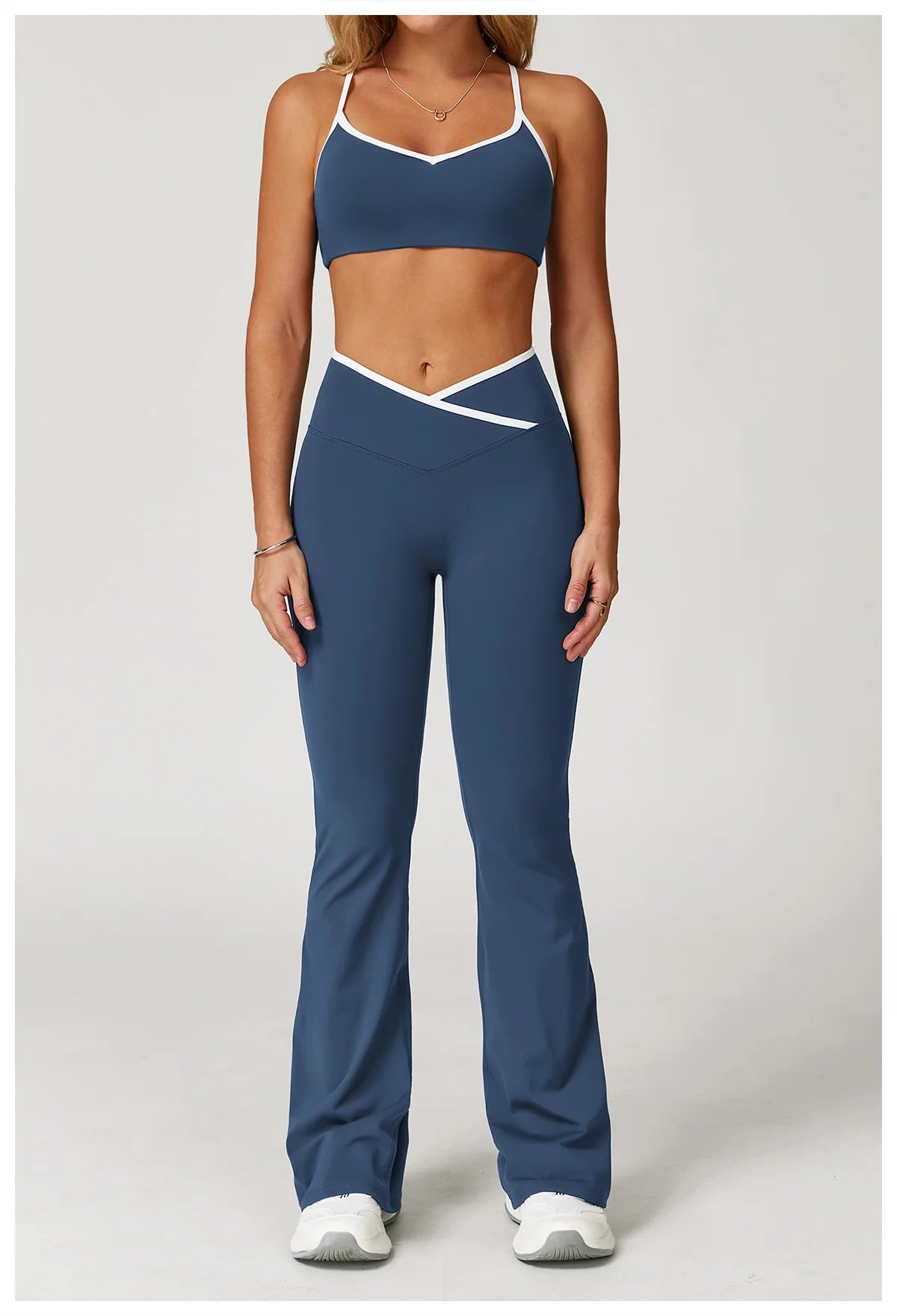 Conjunto Fitness Feminino 2 Peças Flare | Top e Calça Cintura Alta