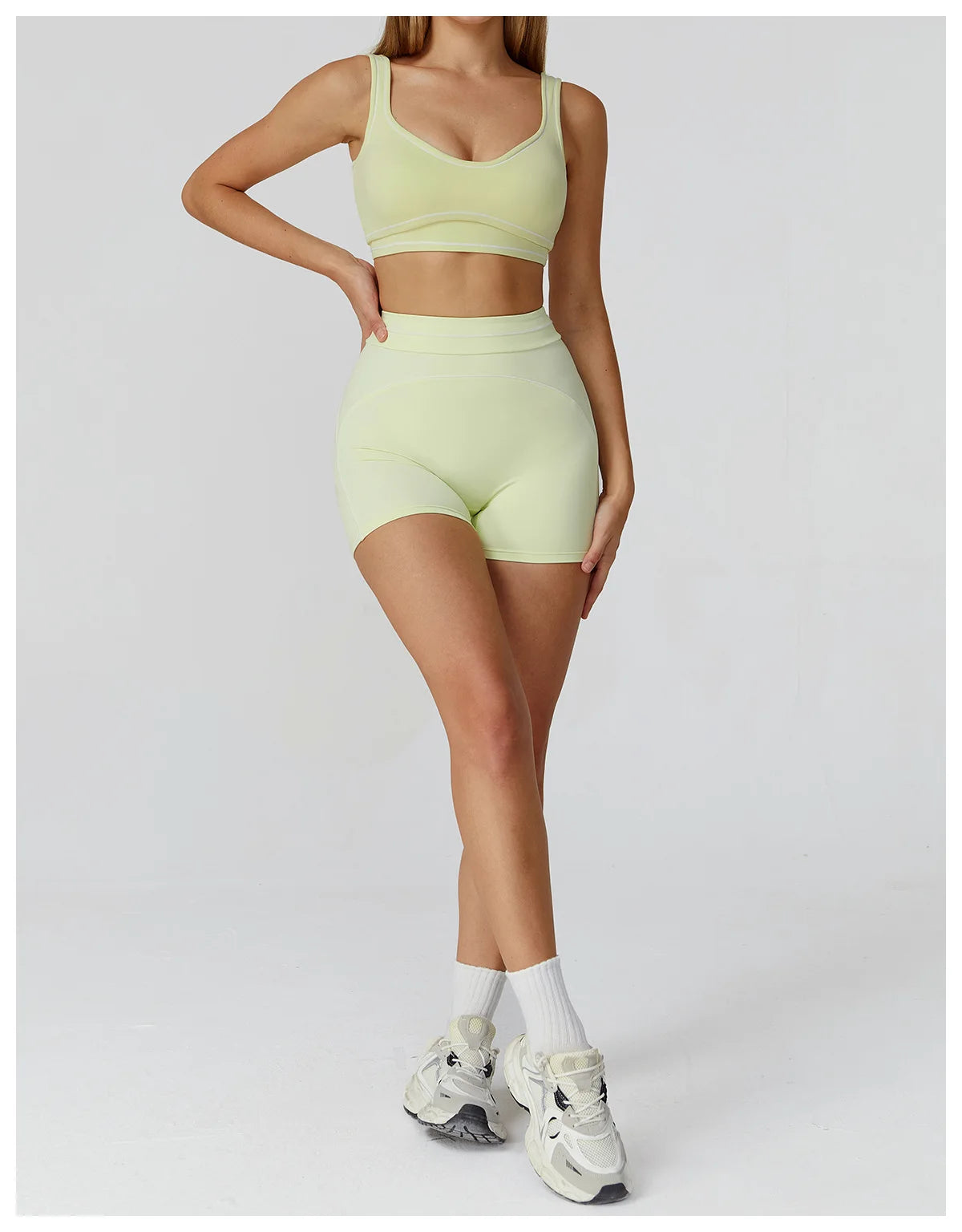 Conjunto Fitness Feminino 2 Peças | Top Esportivo e Shorts Cintura Alta