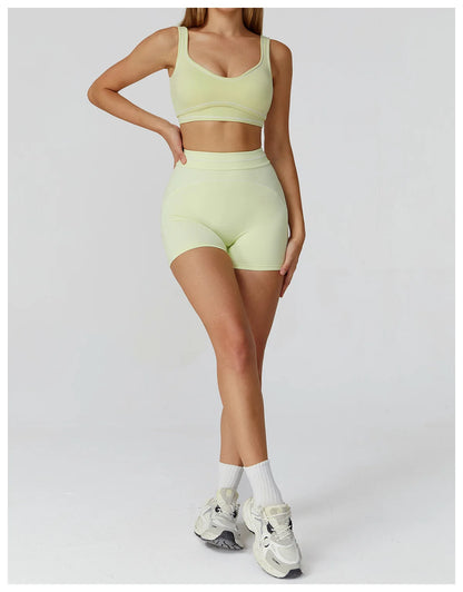 Conjunto Fitness Feminino 2 Peças | Top Esportivo e Shorts Cintura Alta