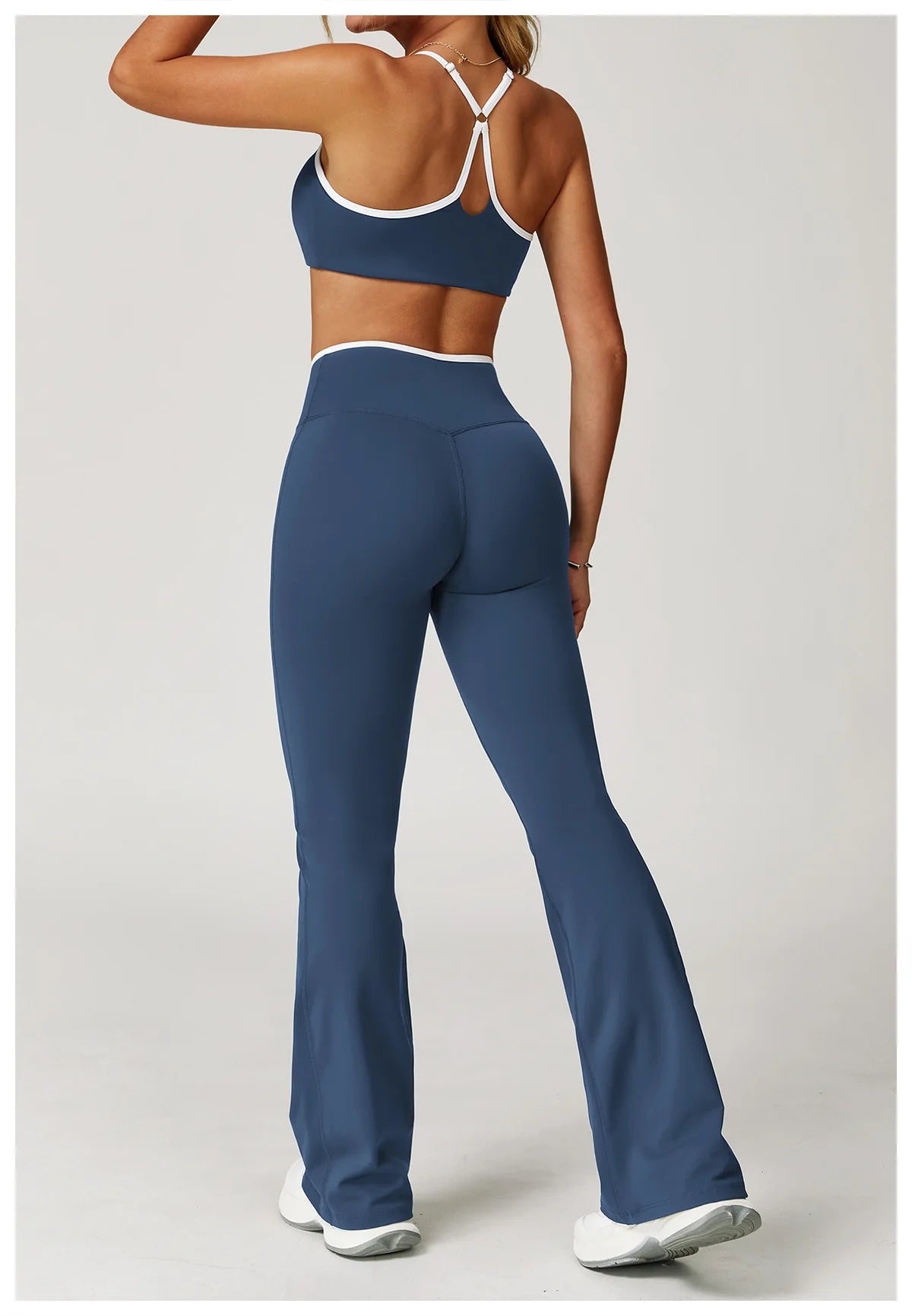 Conjunto Fitness Feminino 2 Peças Flare | Top e Calça Cintura Alta