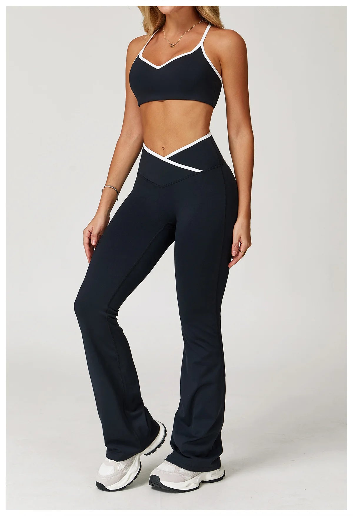 Conjunto Fitness Feminino 2 Peças Flare | Top e Calça Cintura Alta