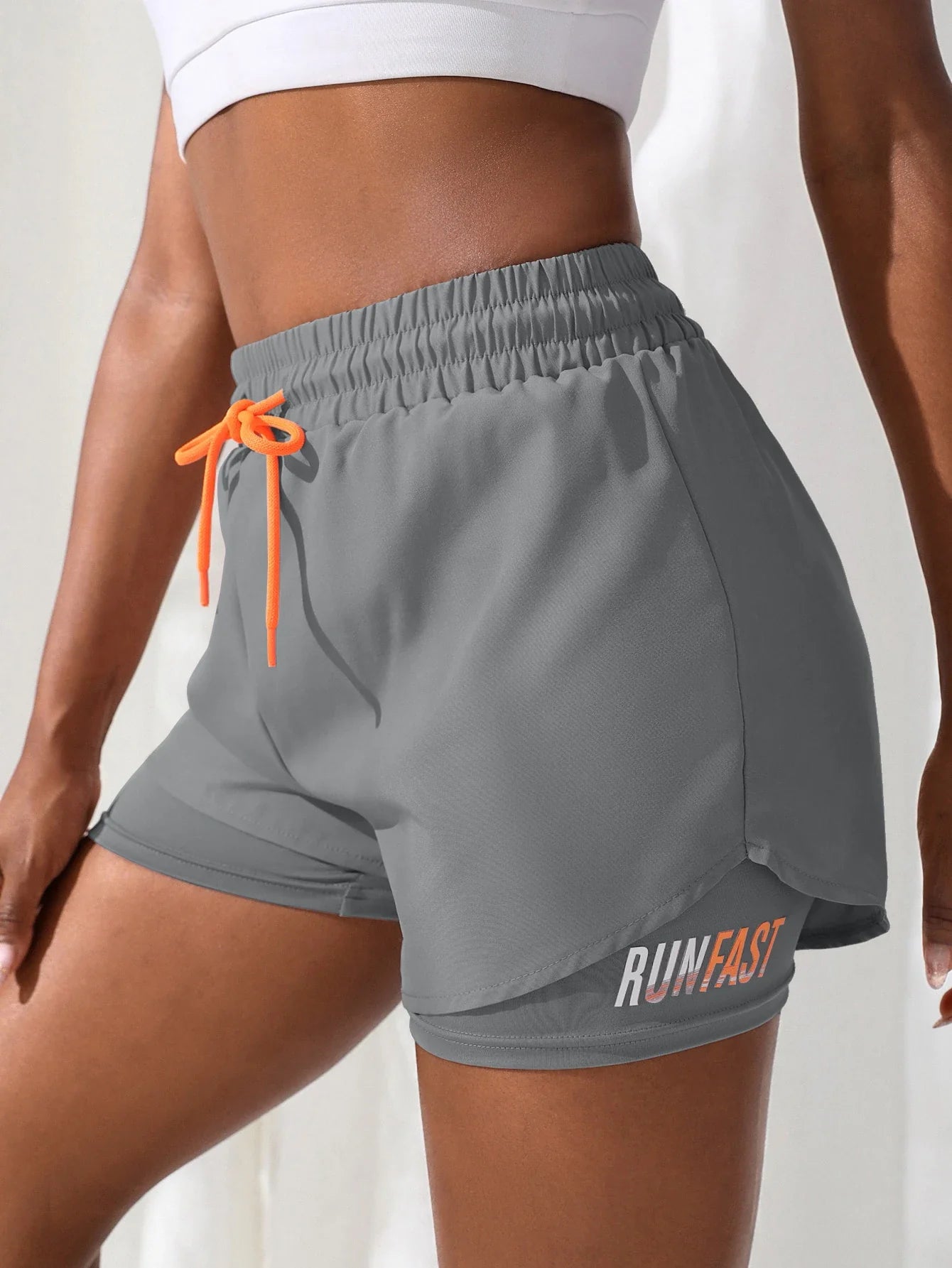 Shorts Feminino Cintura Alta Fitness 2 em 1 – Conforto e Estilo para Treino e Corrida